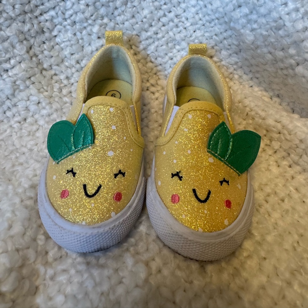 Cat and Jack Lemon Shoes